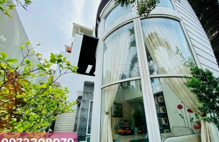 Bán biệt thự  đường số 2 TRƯỜNG THỌ: DT 198m2 giá chào 20.2 tỷ